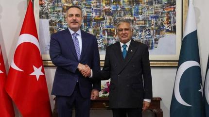 Bakan Fidan, Pakistanl� mevkida��yla g�r��t�