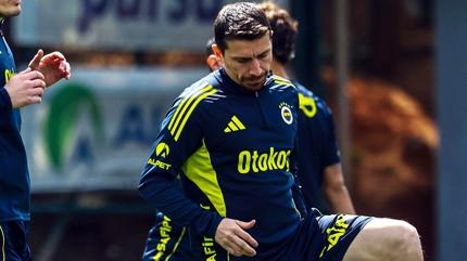Fenerbah�e'de Mert Hakan Yanda� geli�mesi