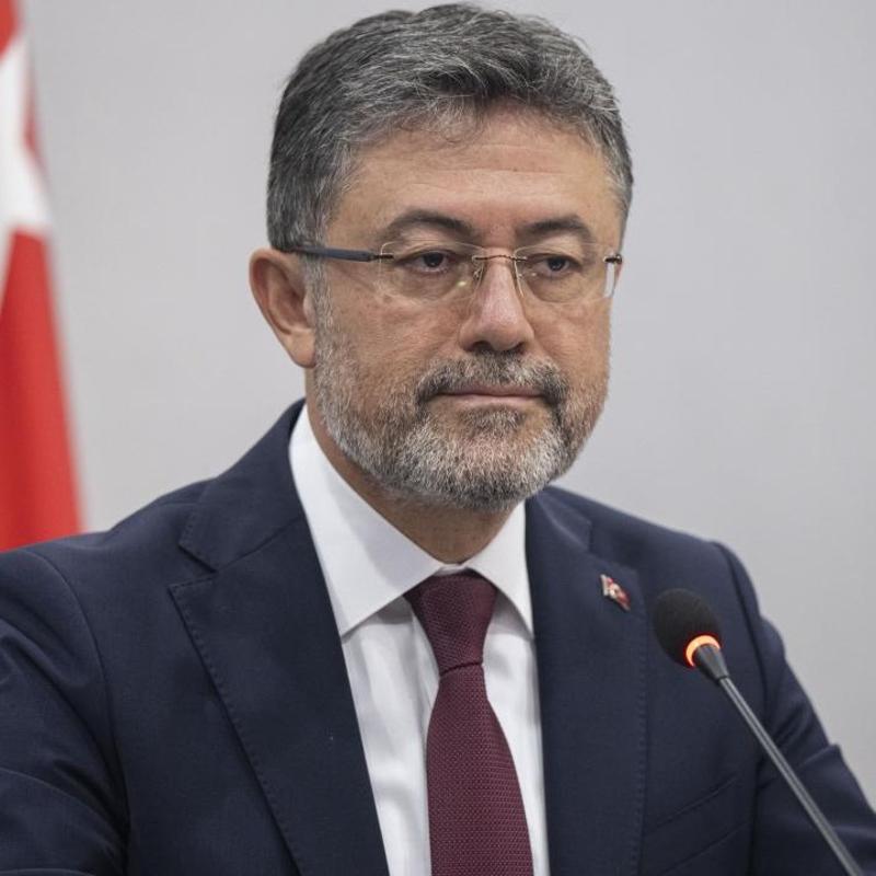 Bakan Yumakl�: Son y�llar�n en verimli hamsi sezonlar�ndan birini geride b�rakt�k