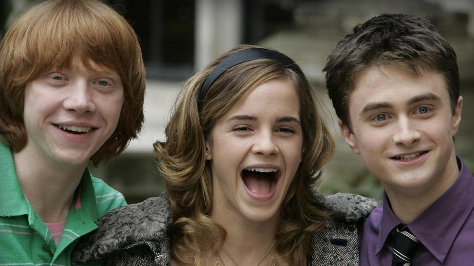 Belki de ilk kez duydunuz: Harry Potter'in y�ld�zlar� hakk�nda �a��rtacak 3 bilgi!