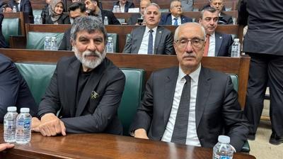 AK Parti Grup Toplant�s�'na s�rpriz konuk! Sefa Zengin Mecliste bakanlarla bir araya geldi