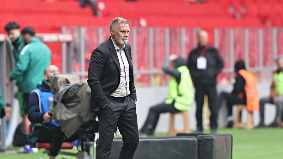 Thorsten Fink'e PFDK'dan 3 maç ceza!