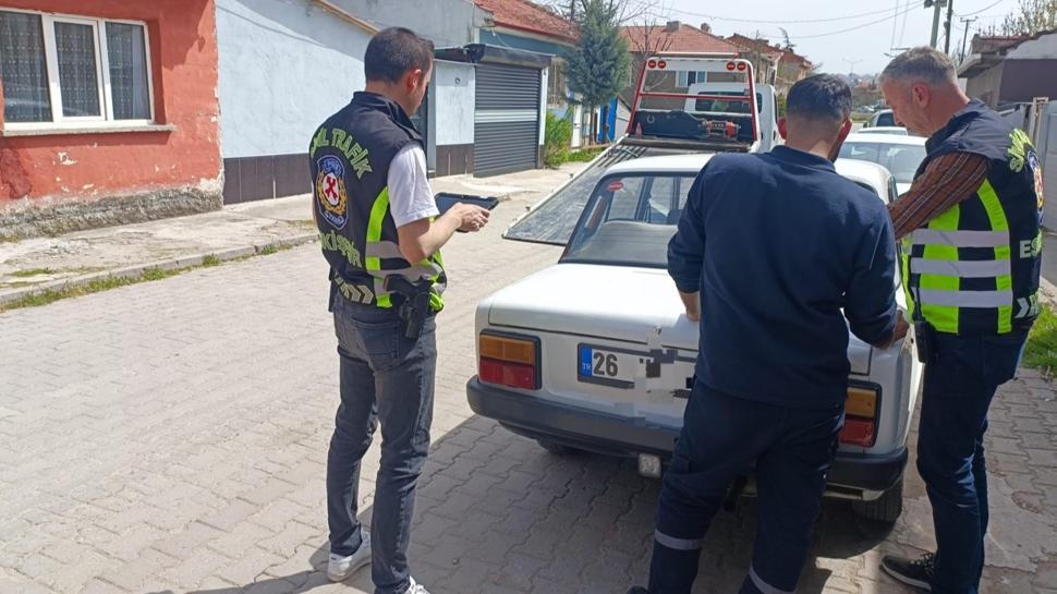 Eskişehir'de drift pahalıya patladı... Ehliyetsiz sürücüye 340 bin lira ceza