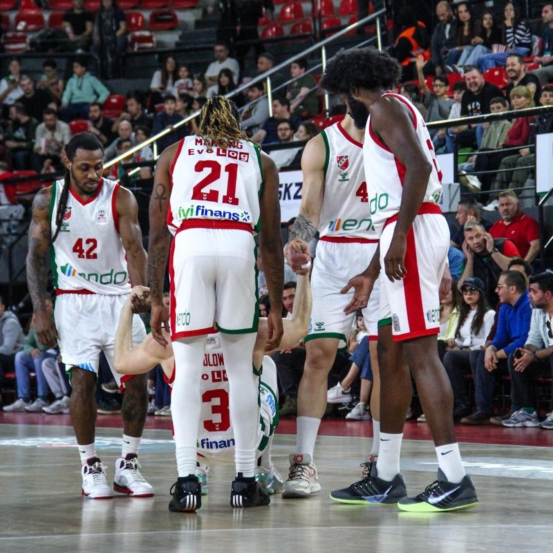 Kar��yaka Basketbol deplasmanda Bah�e�ehir Koleji ile kar��la�acak