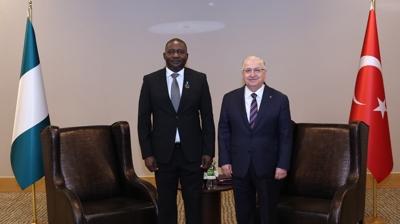 Bakan G�ler'den ADF 2026'da diplomasi trafi�i