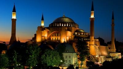 �stanbul'a geldiyseniz mutlaka g�rmeniz gereken, ayn� lokasyonda 4 tarihi yap�!