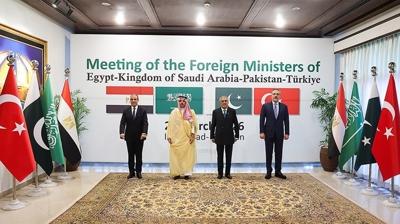 T�rkiye'de stratejik d�rtl� toplant�: Bar�� diplomasisi Antalya'da