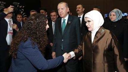 Emine Erdo�an'dan Antalya Diplomasi Forumu'na ili�kin payla��m