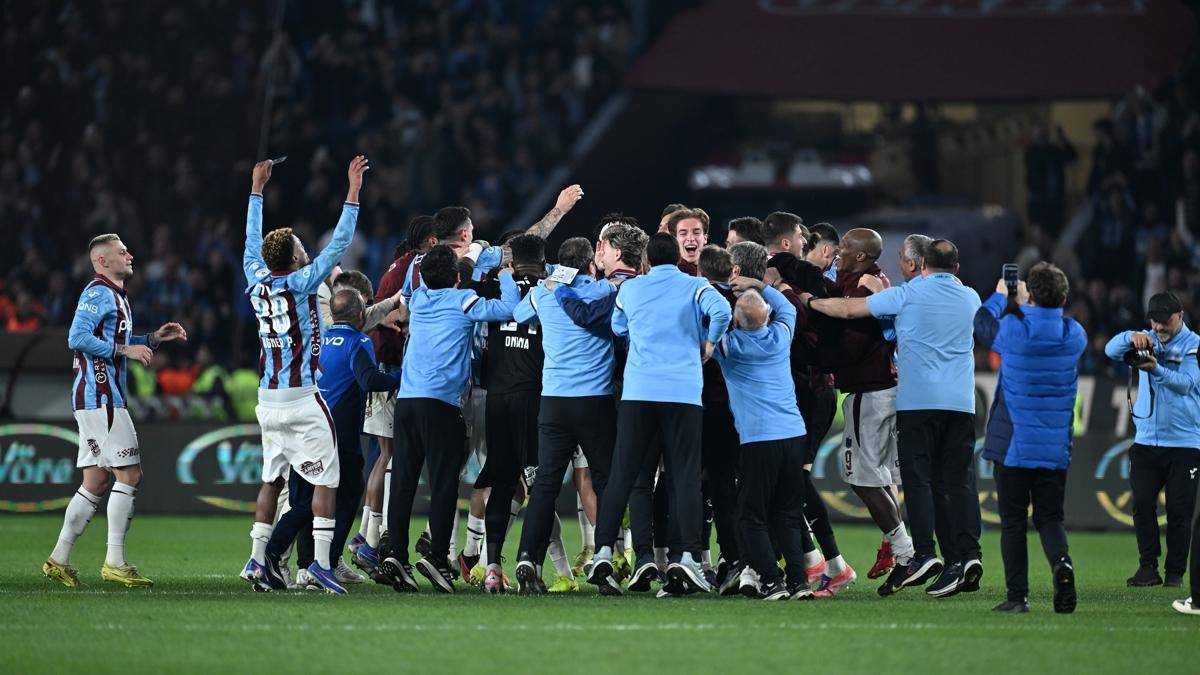 trabzonspor s�per lig ba�ak�ehir foto�raflar� resimleri