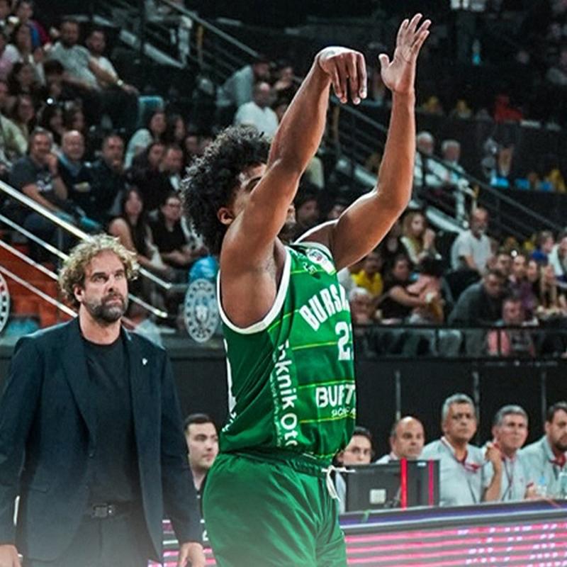 Bursaspor, Mersin deplasman�nda kazand�