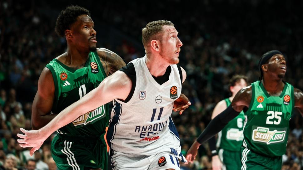 EuroLeague'de normal sezon sona erdi