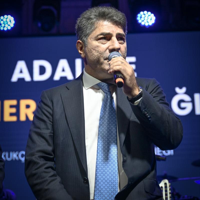 Hakan Safi: Galatasaray galibiyeti camian�n kimyas�n� de�i�tirir