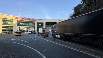 Sarp S�n�r Kap�s�'ndan 1 milyona yak�n yolcu ge�ti