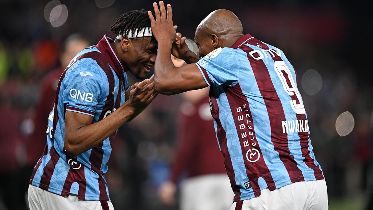 trabzonspor s�per lig ba�ak�ehir foto�raflar� resimleri