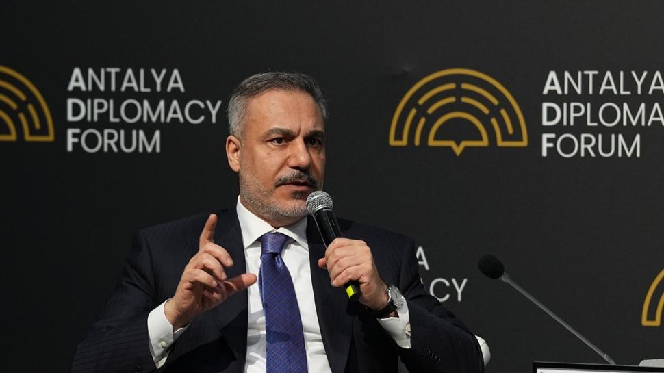 D��i�leri Bakan� Fidan, 5. Antalya Diplomasi Forumu'nda konu�uyor