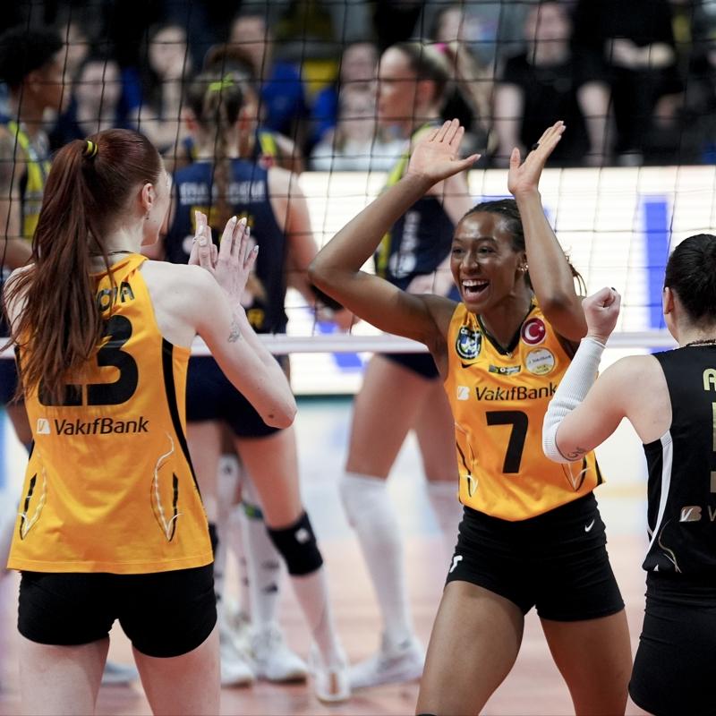 Sultanlar Ligi'nde �ampiyon Vak�fbank! Fenerbah�e Medicana'y� ma�lup ettiler...