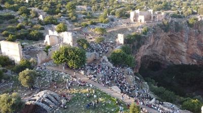 Bu sefer tatilde deniz, kum, g�ne� istemeyeceksiniz! Akdeniz'in sakl� antik kentlerinde tarih kokusu alacaks�n�z...