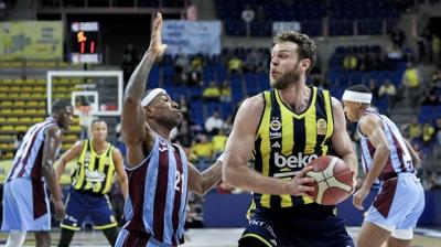 Fenerbah�e Beko, Trabzonspor kar��s�nda galip geldi