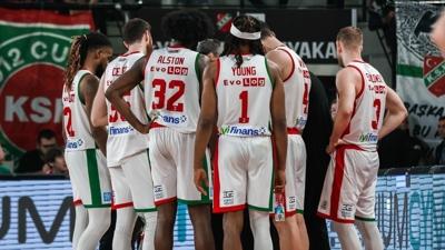 Kar��yaka'dan �st �ste 2. galibiyet