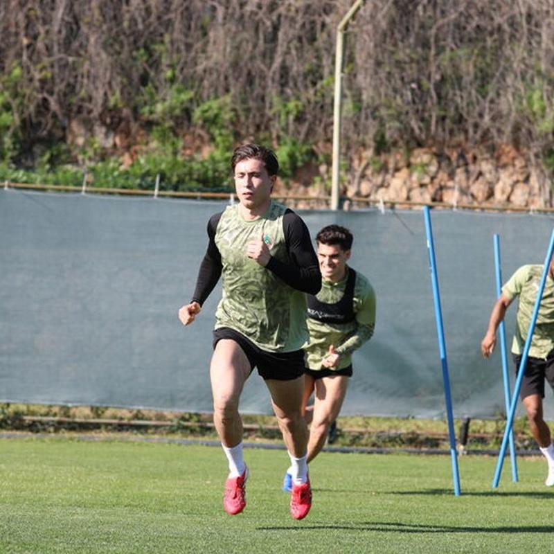 Alanyaspor, Be�ikta� ma�� haz�rl�klar�na ba�lad�