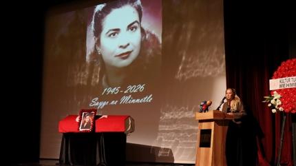 Bursa Devlet Tiyatrosu'nda Feyha �elenk i�in t�ren d�zenlendi