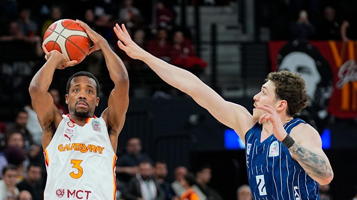 anadolu efes galatasaray mct technic basketbol s�per ligi foto�raflar� resimleri