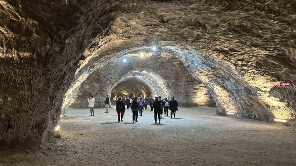 90 y�ll�k hasret sona erdi: Turistik Tuz Ekspresi ile yer alt� �ehrine yolculuk