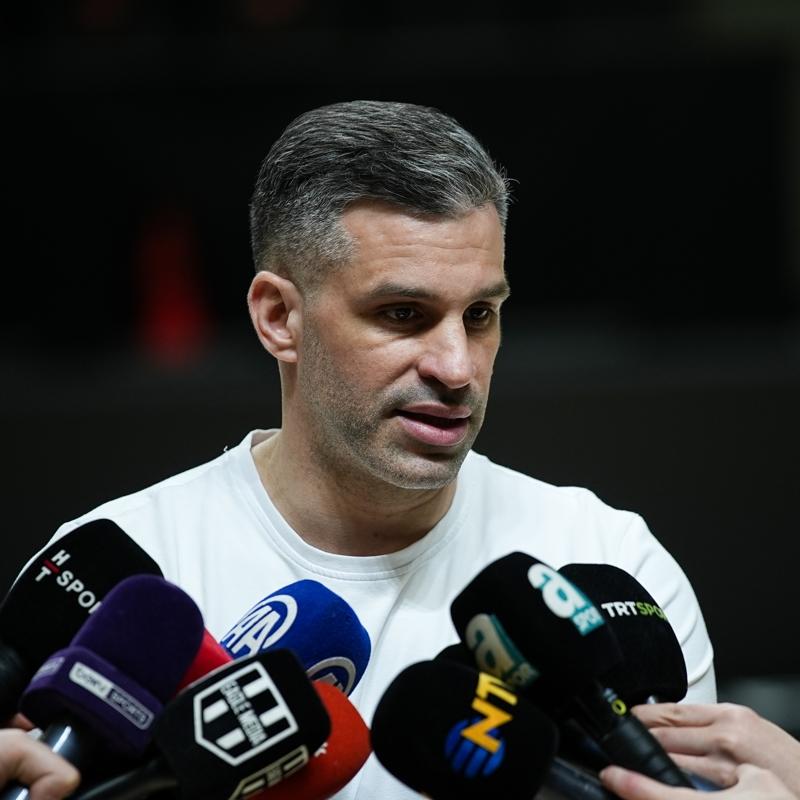 Dusan Alimpijevic: Avrupa, Akatlar'daki atmosferi konu�uyor