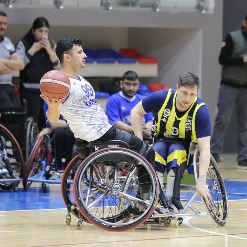 Fenerbah�e �stanbul Jet, deplasmanda Karab�k Demir Kartalspor'u ma�lup etti