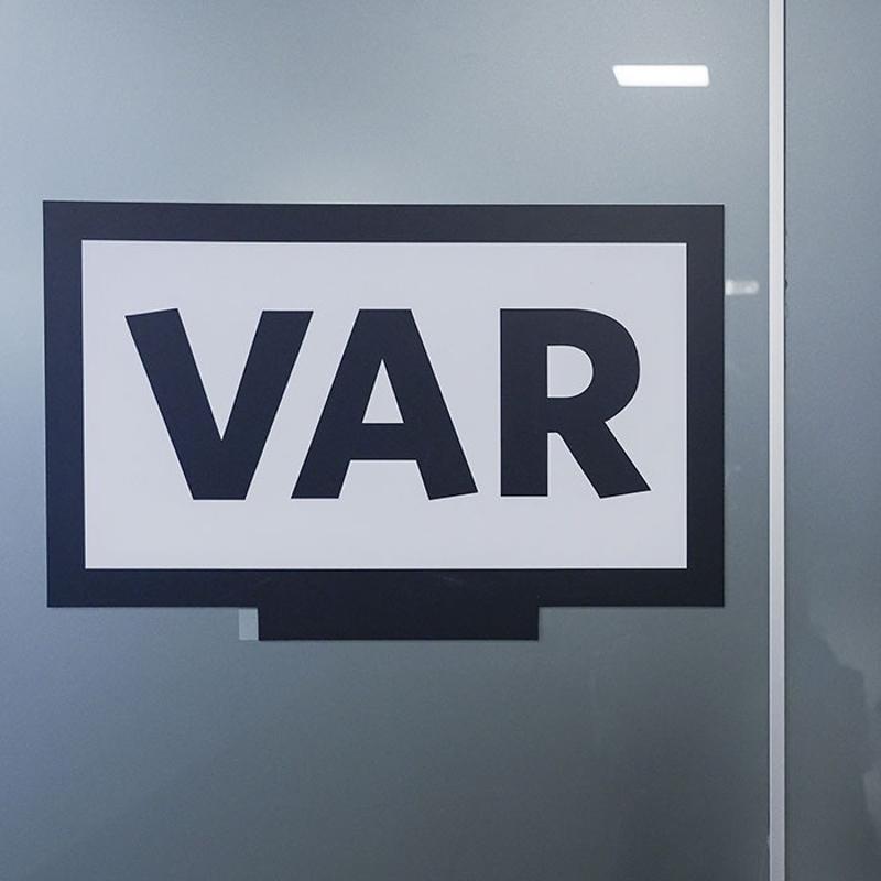 S�per Lig'de 30. haftan�n VAR kay�tlar� a��kland�! ��te ya�ananlar...