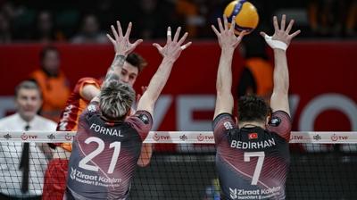 MA� SONUCU: Ziraat Bankkart: 3 - Galatasaray HDI Sigorta: 1