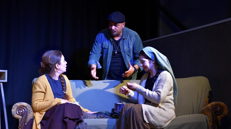 Trabzonlu oyuncular, Filistinlilerin sesini tiyatro sahnesinden duyuracak!