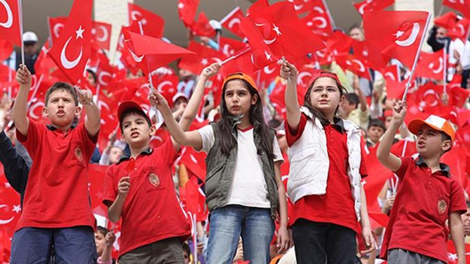 22 Nisan okullar öğleden sonra tatil mi? 22 Nisan okullar yarım gün mü?