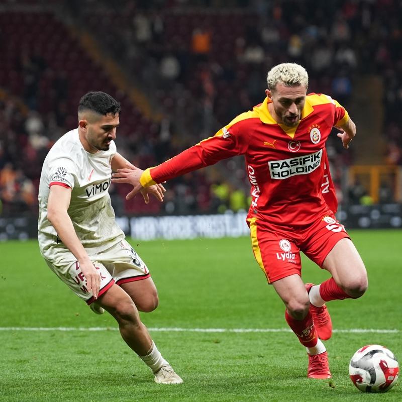 Bar�� Alper Y�lmaz: Derbiyi kazan�p d�rd�nc� �ampiyonlu�umuza gitmek istiyoruz