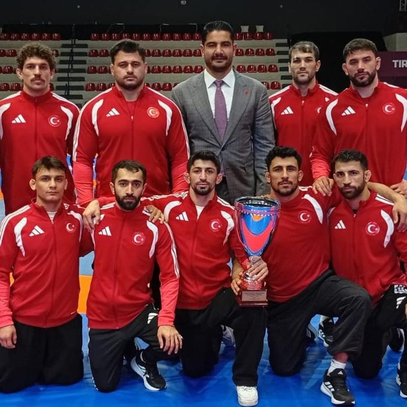 Grekoromen G�re� Milli Tak�m�, Arnavutluk'ta Avrupa ikincisi oldu!