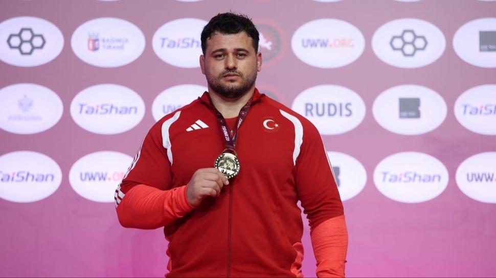 Rıza yine tarih yazdı