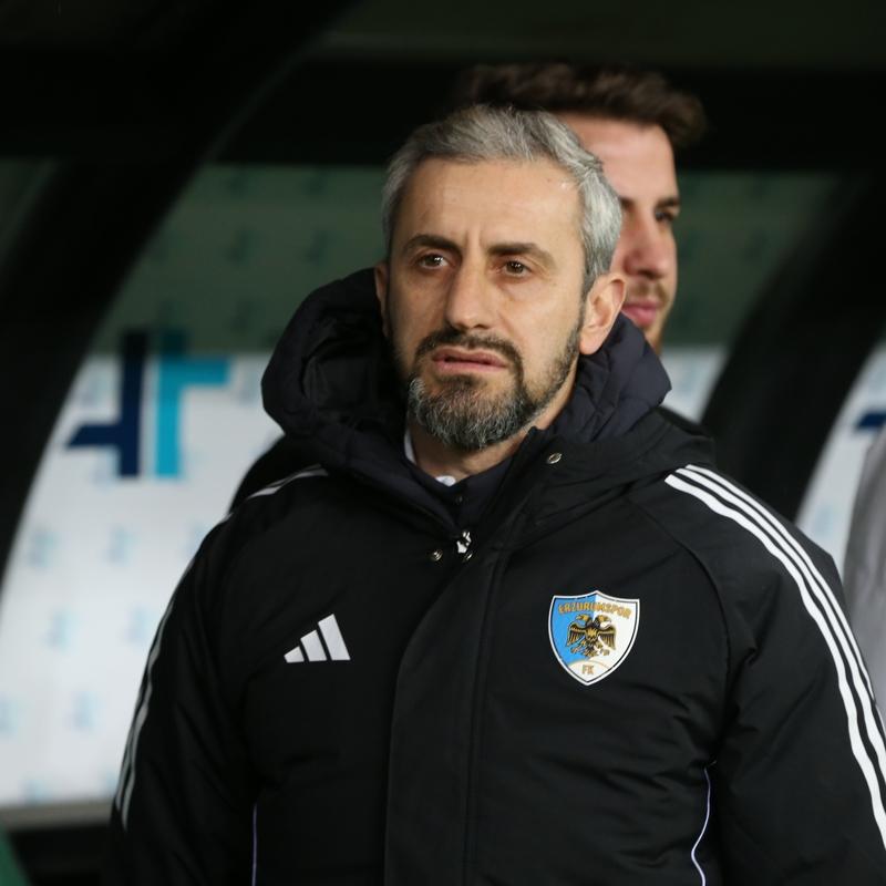 Serkan �zbalta, tak�m�n� S�per Lig'e ta��yan 125. �al��t�r�c� oldu