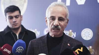 Bakan Uralo�lu duyurdu: �ran'da kalan bir u�a��m�z� getirdik