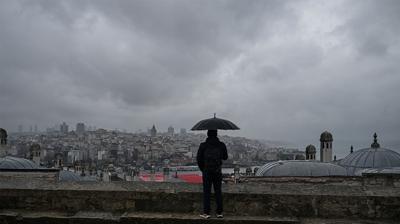 Montlar� sak�n kald�rmay�n! S�cakl�klar �ak�l�yor, ya�mur geliyor