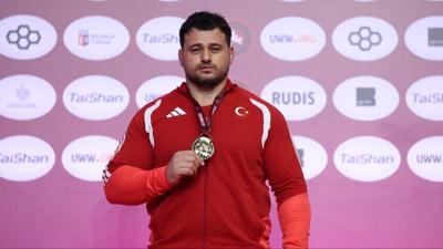 R�za yine tarih yazd�