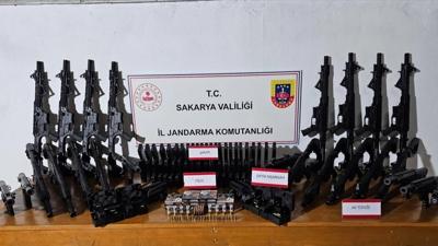 Sakarya'da silah ka�ak��l��� operasyonu