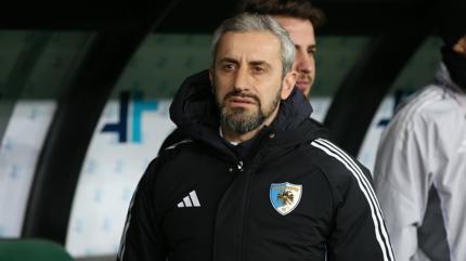 Serkan �zbalta, tak�m�n� S�per Lig'e ta��yan 125. �al��t�r�c� oldu