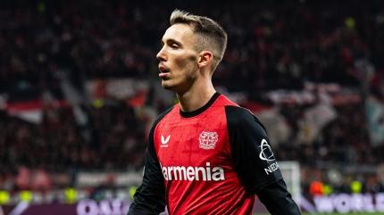 Yeni sezonun ilk transferi! Be�ikta�, Alejandro Grimaldo ile el s�k��t�