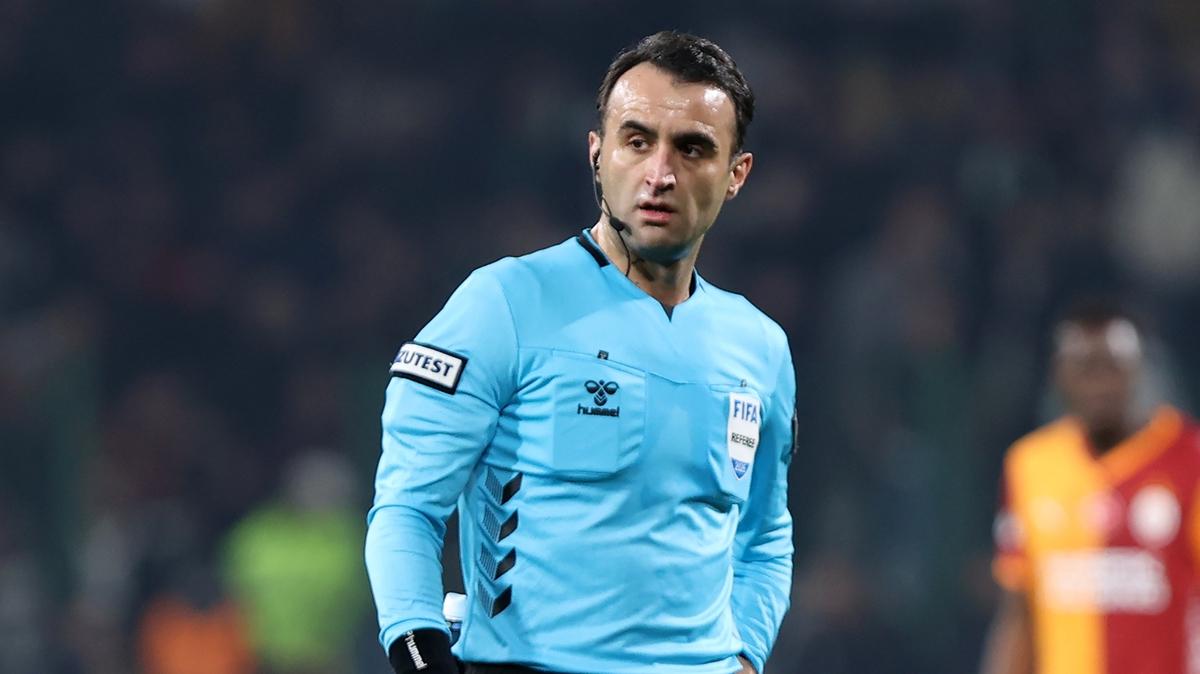 Samsunspor Atilla Karao�lan Tepki G�sterme foto�raflar� resimleri