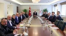Bakan Bayraktar, Maden-�� Sendikas� ile bir araya geldi