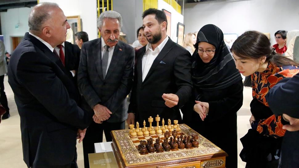 Zaman�n� A�an Miras �pek Yolu'na ula�t�