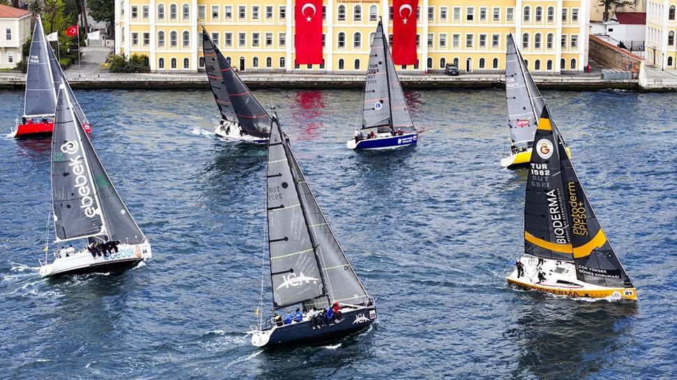 Boğaz'da 23 Nisan coşkusu: Cumhurbaşkanlığı 7. Uluslararası Yat Yarışları başladı