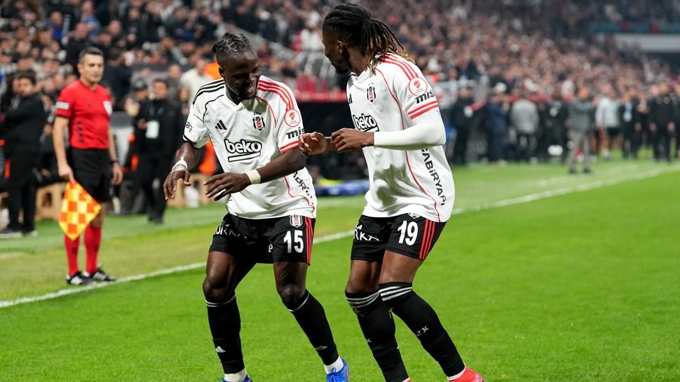 El Bilal Toure, gol orucunu bozdu