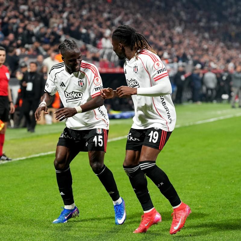 El Bilal Toure, gol orucunu bozdu