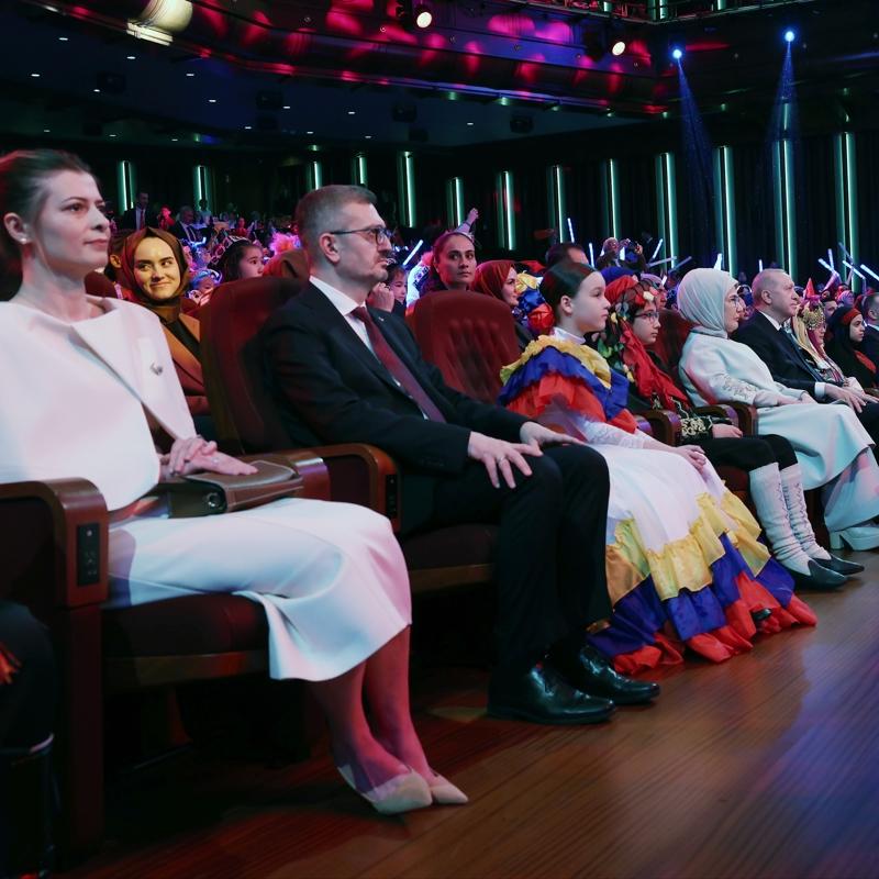 �leti�im Ba�kan� Duran: Bar�� m�mk�nd�r, karde�lik m�mk�nd�r